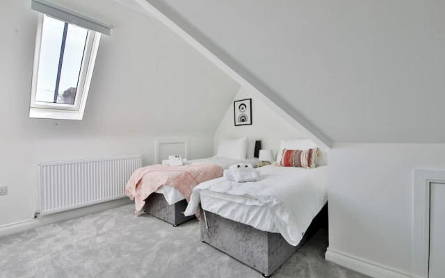 Spacious Apartments with Private Parking