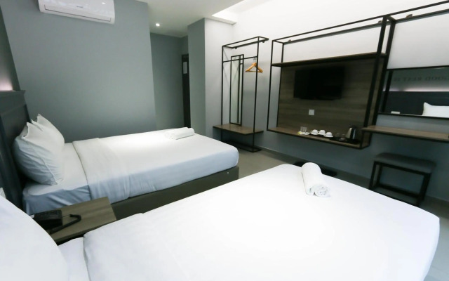 Hotel 99 - Sri Petaling