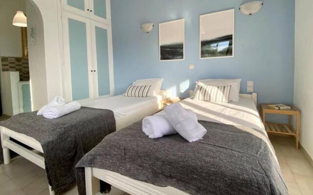 Relaxing Sea View Studio at Xenios Avlais