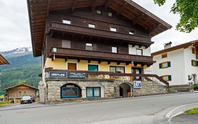 Majestic Home in Neukirchen am Großvenediger With Balcony