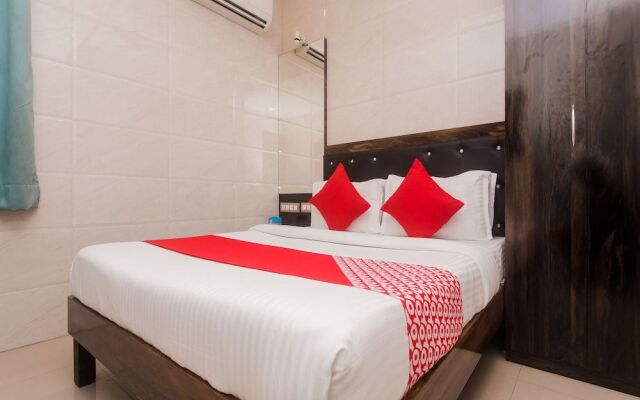 OYO 7481 Hotel Plaza