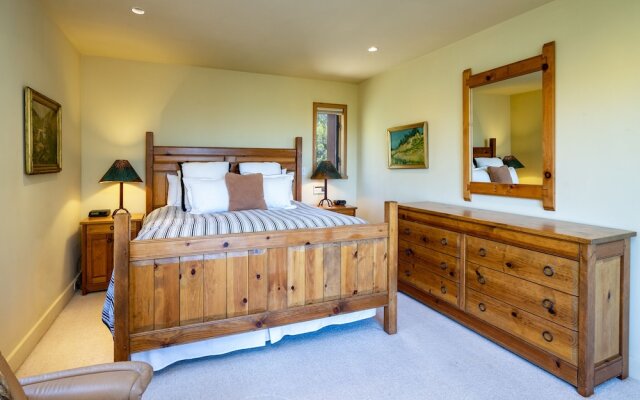 Mitchell's East Side