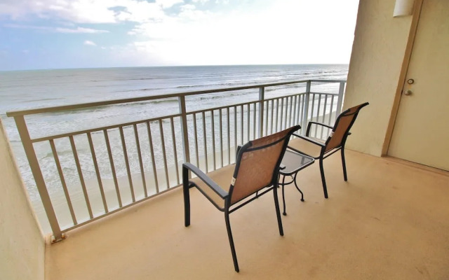 Sea Coast Gardens III 302