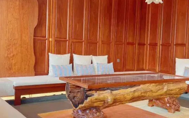 Hengdian Chengyi Hotel (Movie City Branch)