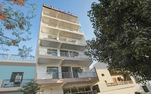 royal saprk inn1