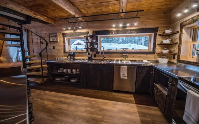 Les 3 Cavaliers - Les Chalets Spa Canada