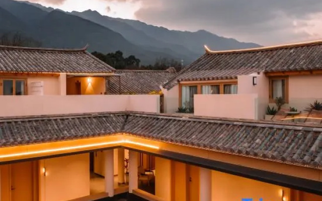 Dali Shanpan Homestay