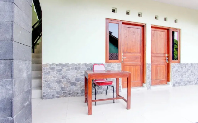 Hotel O Sleman Near Bandara Adi Sutjipto Formerly Joglo Sorogenen