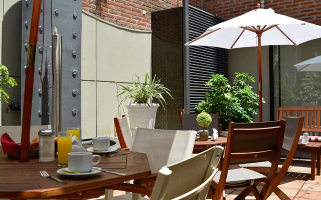Pocitos Plaza Hotel
