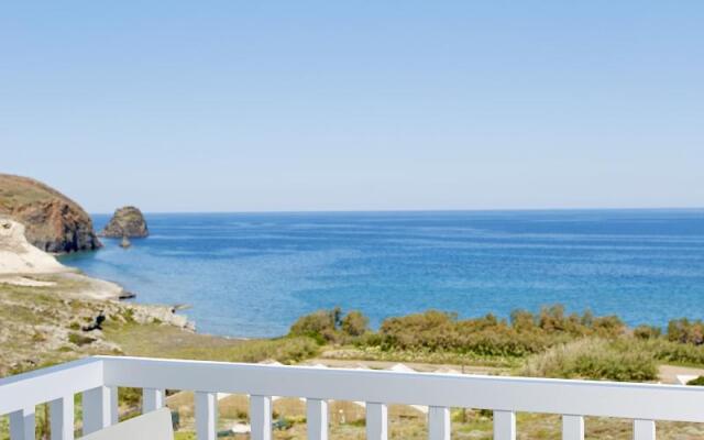 Milos Breeze Boutique Hotel