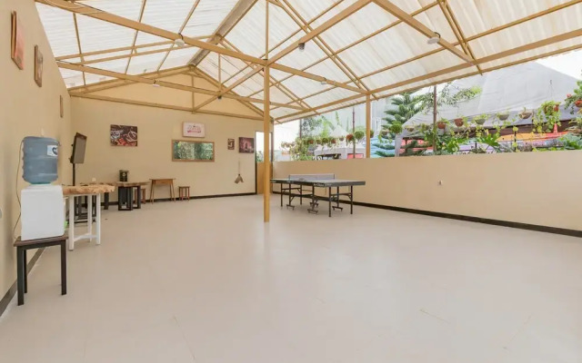 RedDoorz near Universitas Advent Indonesia