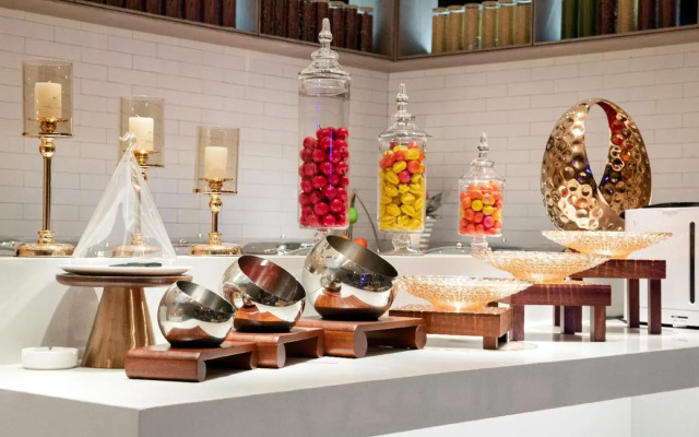 Echarm Hotel Jingzhou Honghu Long Street