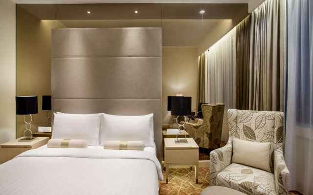 Menara Peninsula Hotel Jakarta