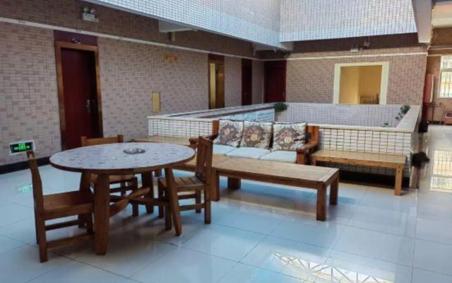Boyi Hotel
