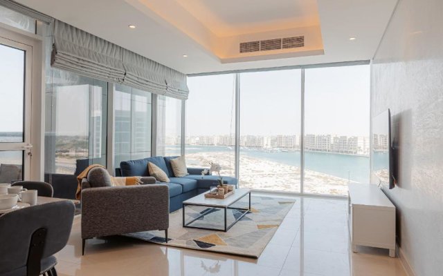 RH- Lovely 2 bedroom apartment, Lagoon View in Gateway Residences