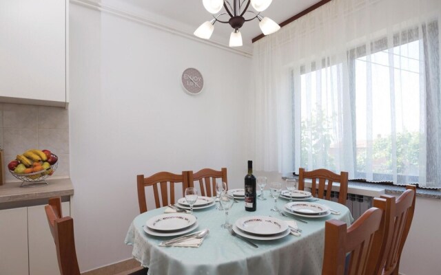 Beautiful Home in Veprinac With Wifi and 3 Bedrooms