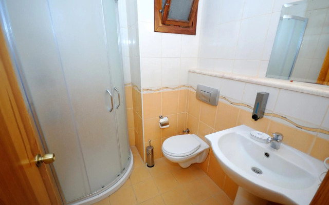 Fora Apart Hotel