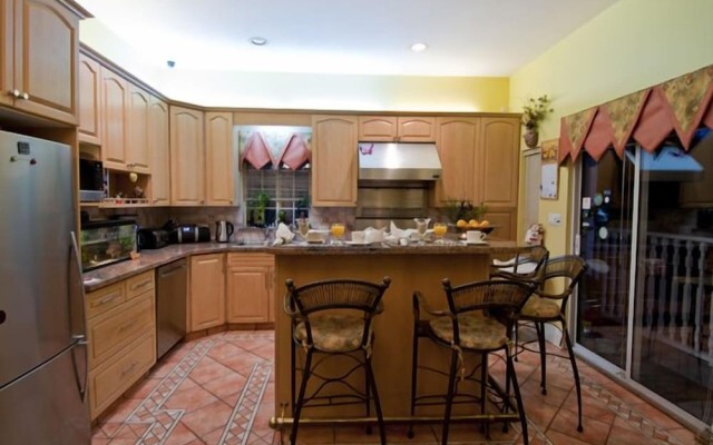 Ocean Breeze B&B