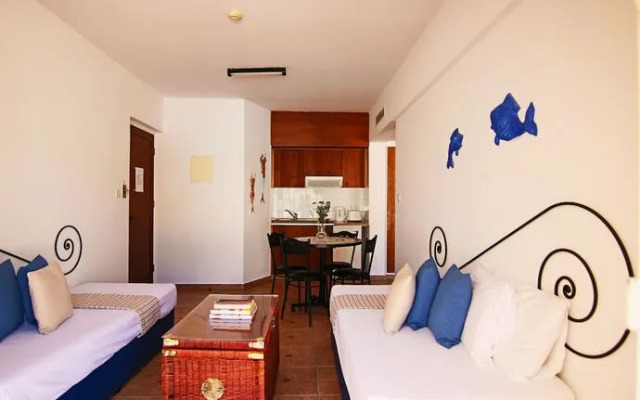 Nicki Resort Cozy Studio Inland View