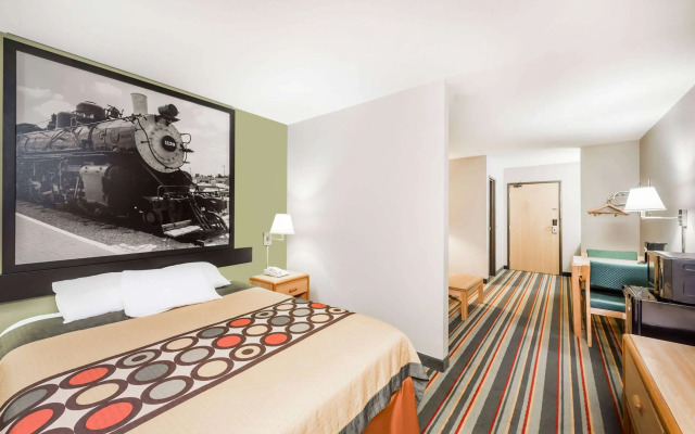 Super 8 by Wyndham Chanute