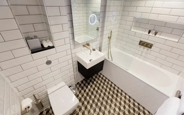One Warwick Park Hotel