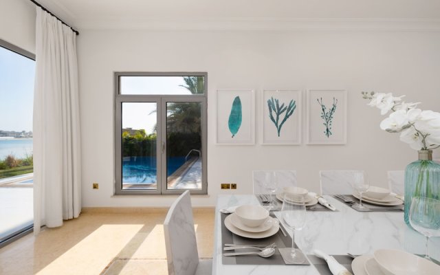 Maison Privee - Exclusive Villa w/ Private Pool, Garden & Beach