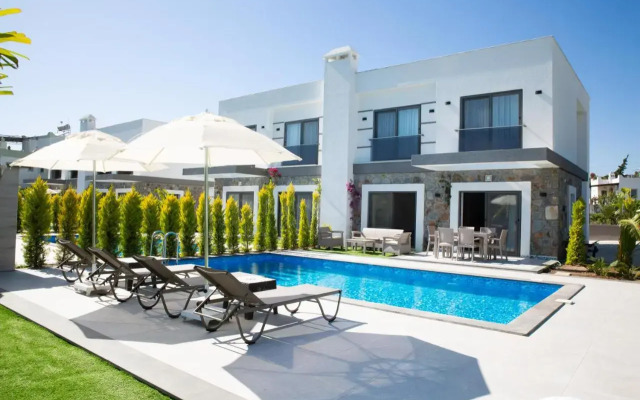 BD4109 Two BedroomedVilla withPool inBodrumYalikavak