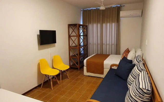 FLAT NOVO - 100M Praia Pitangueiras - Capt.Varam