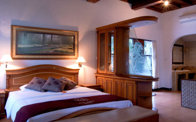 Puri Saron Villa And Spa
