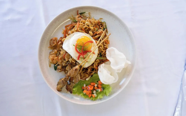 Amed Cafe & Hotel Kebun Wayan