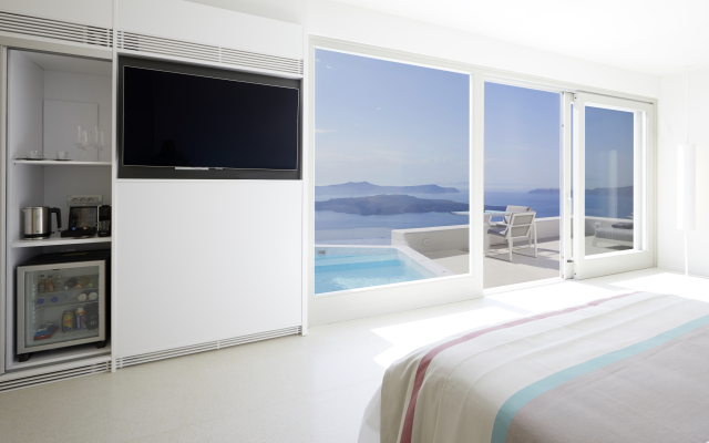 Alti Santorini Suites