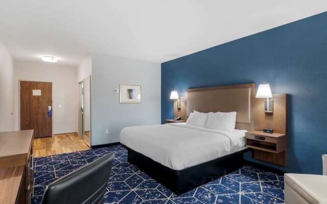 Best Western Plus St. Louis Airport Hotel