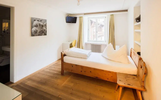 Hotel & Restaurant Vallatscha