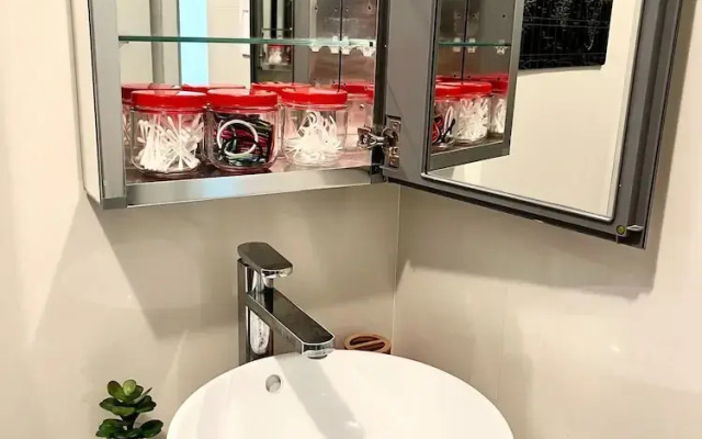 Concierge Services Walk to Beaches Restaurants