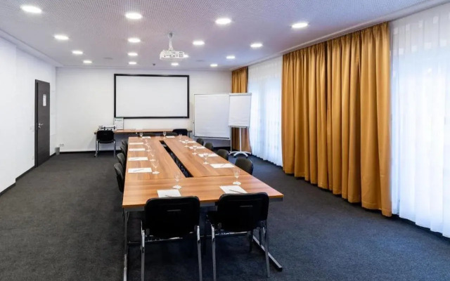 Hotel Duda Boardingroom