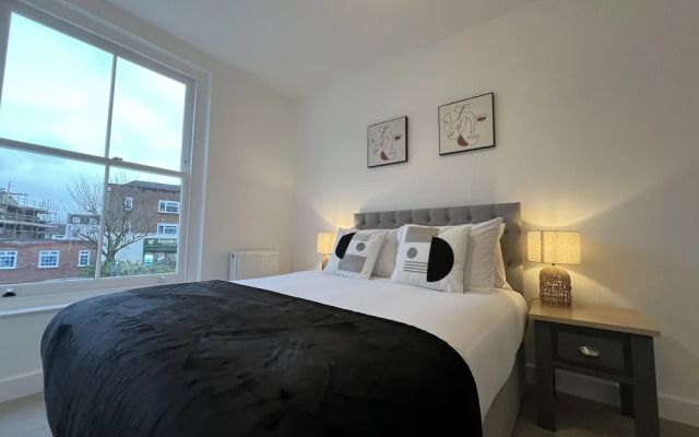 Isleworth Apartments