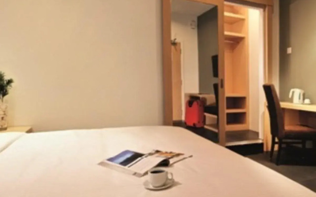 Sky Hotel @ Selayang