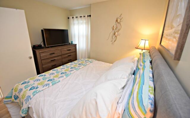 Seacrest 806 1 Bedroom Condo by RedAwning