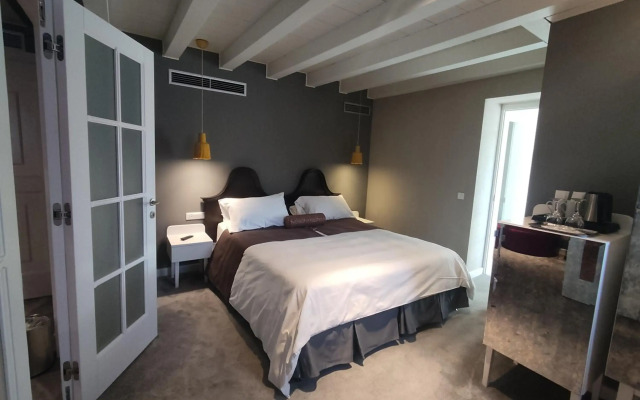 XII Century Heritage Hotel