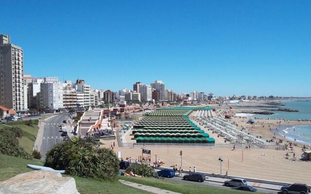 Hotel / Hosteria MUNDO TABLAS
