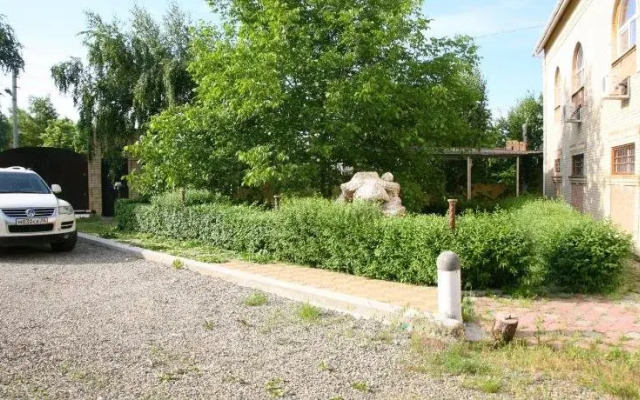 Herzen House mini-hotel and hostel