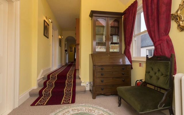 Banoge House