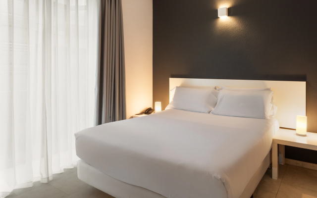 Apartamentos Sercotel Togumar