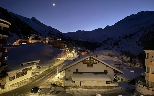Hotel Alpenblume
