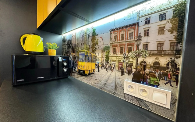 Metropolis apartment on Pekarska 2