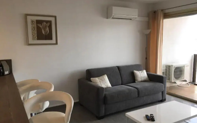 Отель Sweet Inn - Maison Blanche