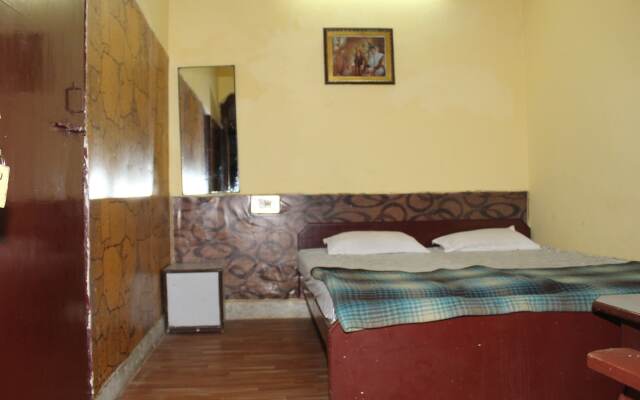 Hotel Raj Bed & Breakfast