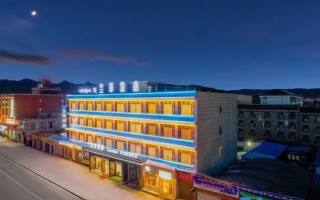 Lanze Hotel – Exterior – Ngawa