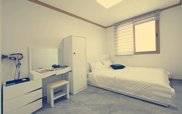 Pohang Cassis Pool Villa