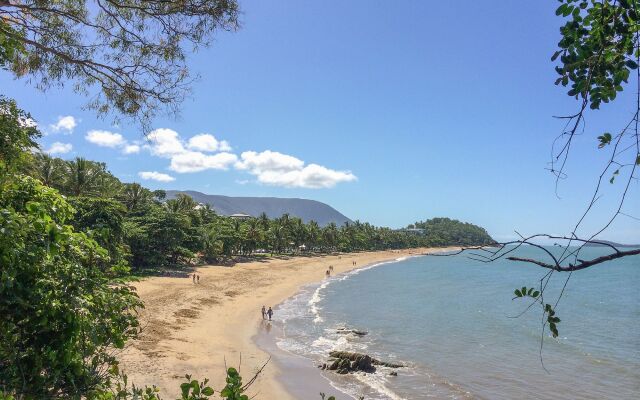 Beachfront Apartments on Trinity Beach
